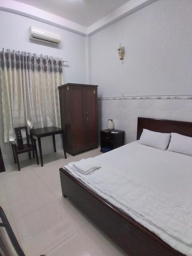 Phuoc Hung 1 Hotel Виньлонг Экстерьер фото