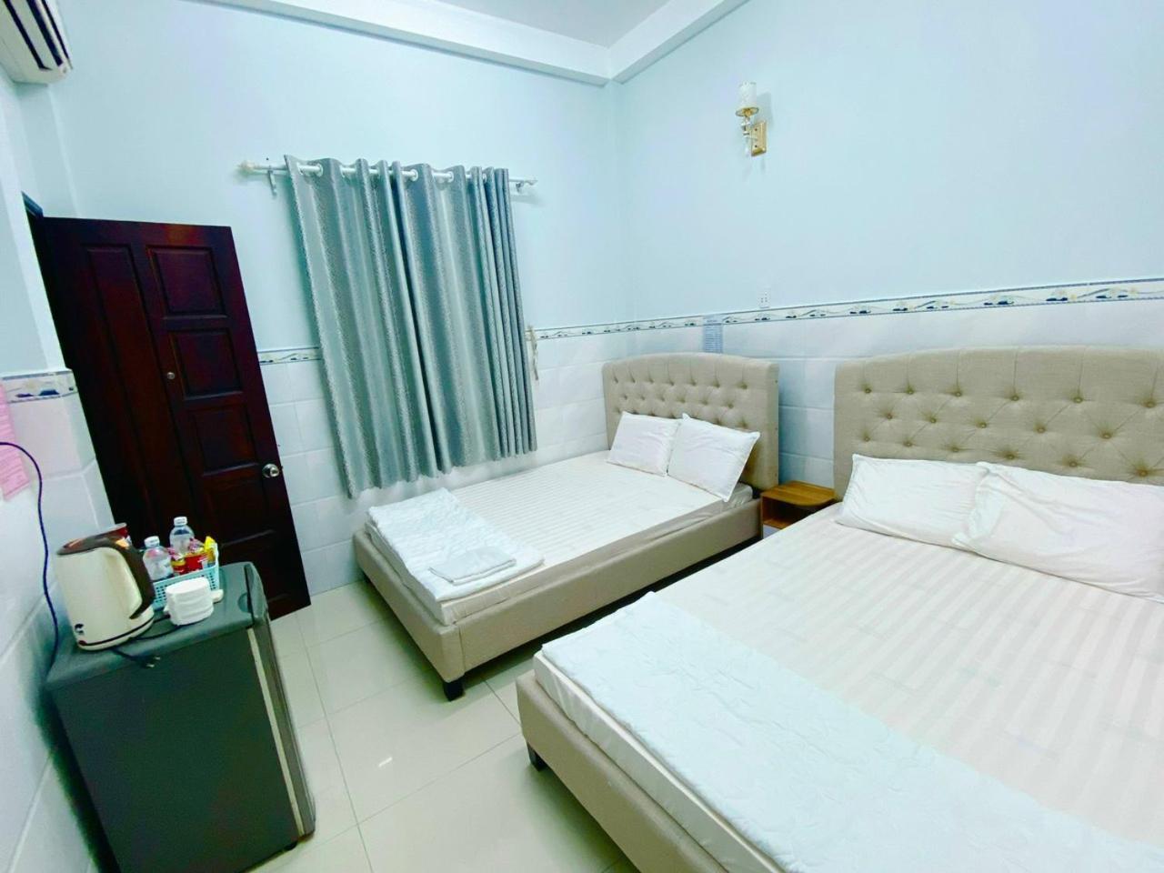 Phuoc Hung 1 Hotel Виньлонг Экстерьер фото