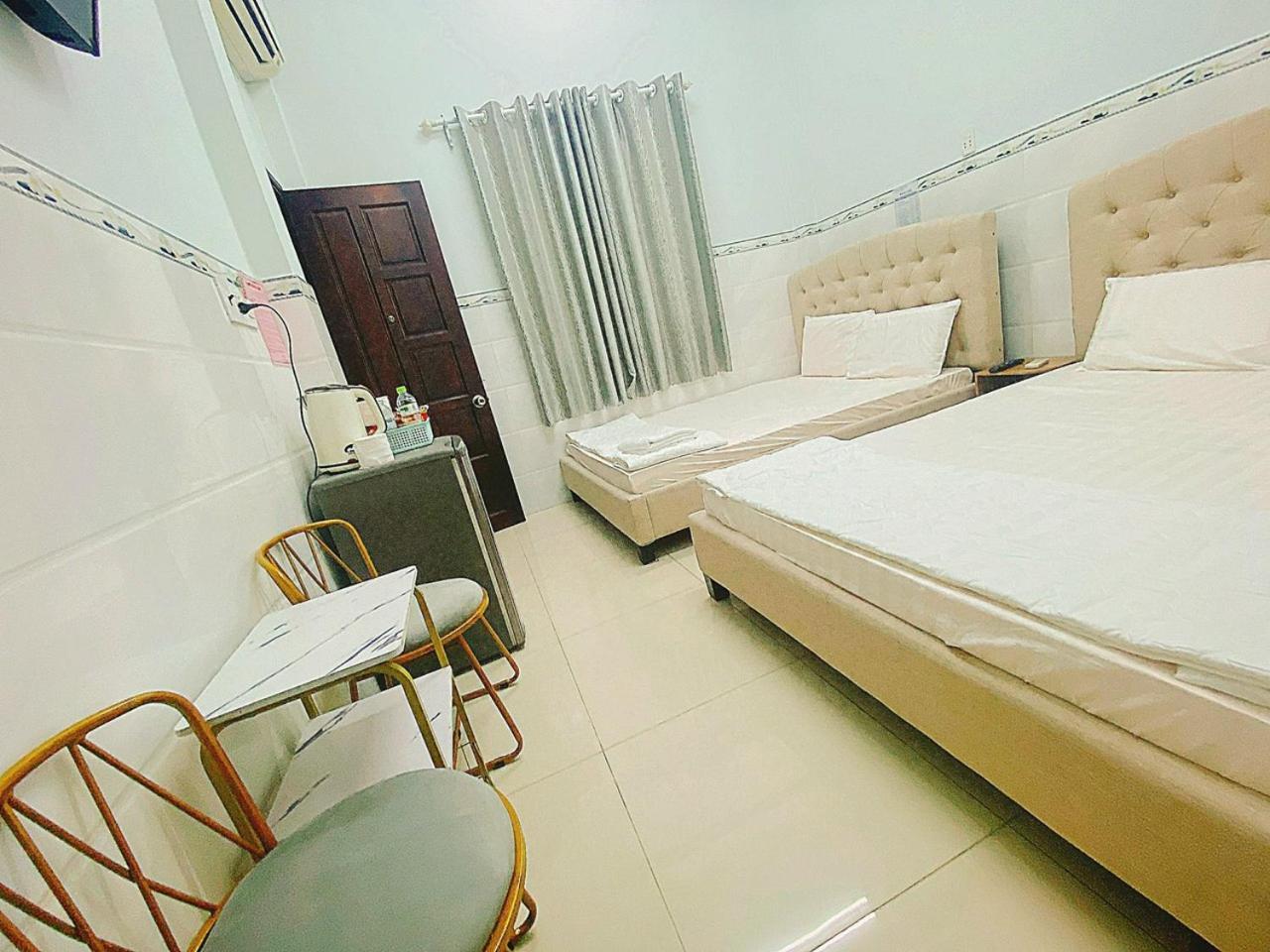 Phuoc Hung 1 Hotel Виньлонг Экстерьер фото