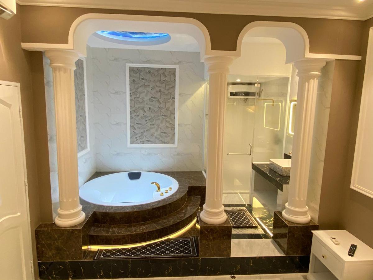 Phuoc Hung 1 Hotel Виньлонг Экстерьер фото