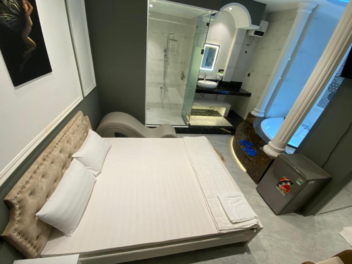 Phuoc Hung 1 Hotel Виньлонг Экстерьер фото